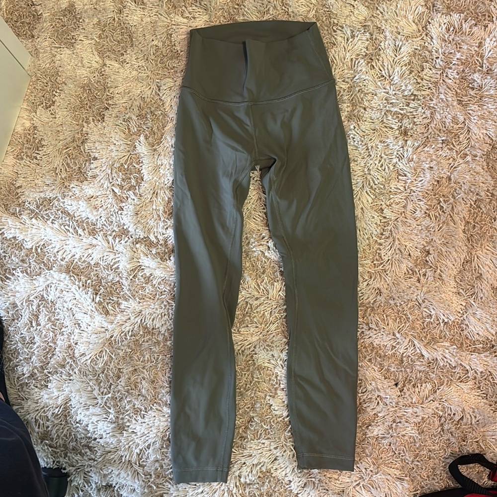 Lululemon Align Legging 7/8 length LIKE NEW